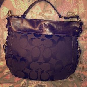 Classic Coach Large Zoe Hobo Shoulder Bag